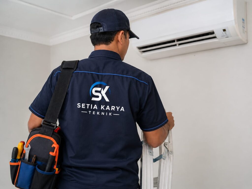 teknisi Setia Karya teknik siap melayani jasa cuci ac dan perbaikan ac